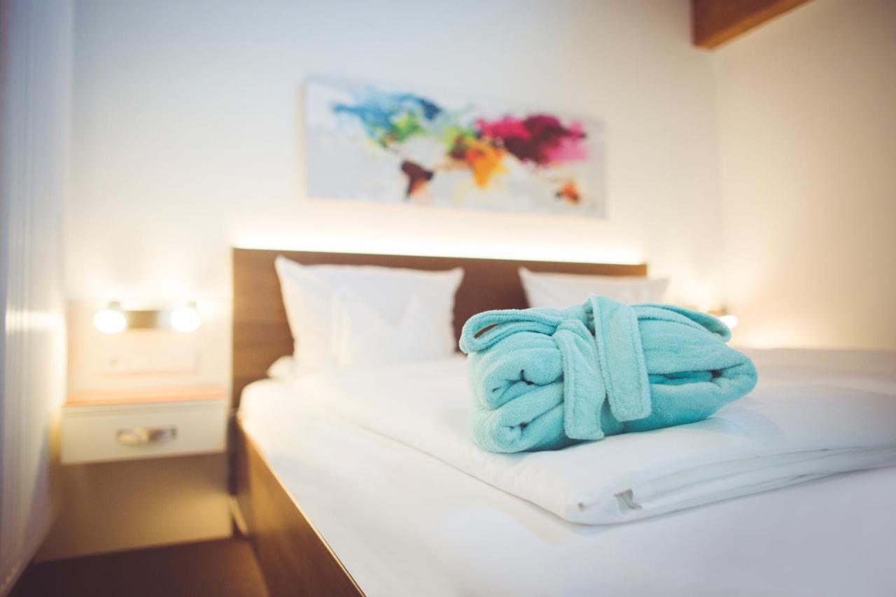 Hotel Und Appartementhof Waldeck Bad Fussing Bagian luar foto