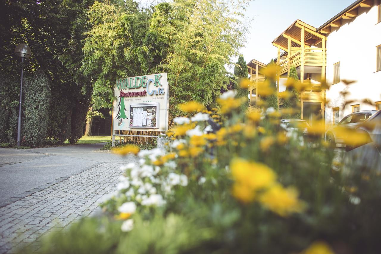 Hotel Und Appartementhof Waldeck Bad Fussing Bagian luar foto